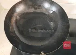 Illustration of how to make fried sausage with pepper 7