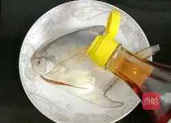 Illustration of how to make pan-fried Shiracang fish 2