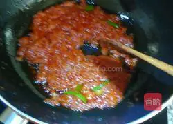 Illustration of how to make simple meat floss pasta 7