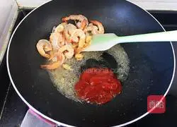 Golden Crispy Shrimp Recipe Illustration 6