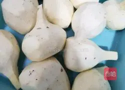 Braised Pork with Mushrooms Meat cooking illustration 1