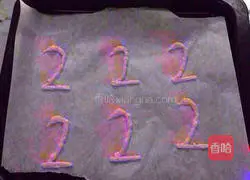 Illustration of how to make homemade swan puffs 8 