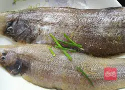 Illustration of braised tongue sole 3