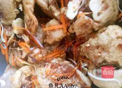 Illustration of Northeastern Pot Bun Pork 16