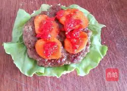 Three-layer beef burger recipe illustration 7