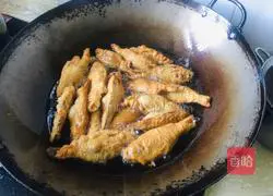 Illustration of how to make noodle fish 8