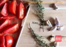 Illustration of making homemade Italian tomato sauce 2