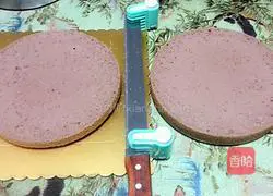 Pitaya mousse cake 6-inch recipe illustration 4