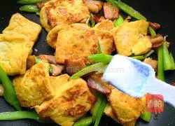 Illustration of how to make fried meat with tofu 7