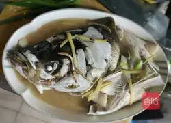 Illustration of how to make fish head with chopped pepper 2