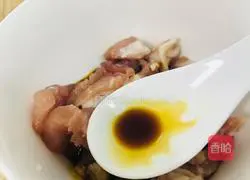 Illustration of how to make boiled pork slices 2