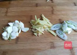 Illustration of braised yellow croaker for Lantern Festival on the 15th day of the first lunar month 8