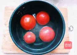 Illustration of homemade tomato sauce without additives 1