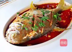 Illustration of how to make steamed golden pomfret 13