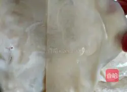 Illustration of how to make steamed spring cakes and rolls 10