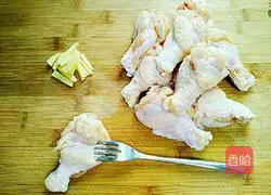 Illustration of how to make crispy fried chicken wings 2