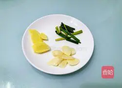 Illustration of how to make fried squid with cucumber 4