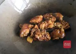 Illustration of how to make pig's feet and ginger 12