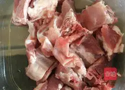 Illustration of making sauerkraut and pork ribs 2