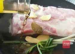 Illustration of how to make salty roasted white 4