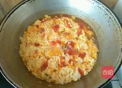 Illustration of how to make tomato and sea cucumber soup 5