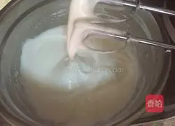 Cow Cream Cake Roll Recipe Illustration 5