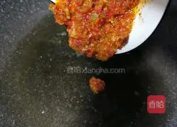 Illustration of how to stir-fry octopus tentacles in spicy sauce 6