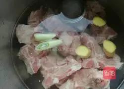 Illustration of how to make northeastern sauce spine 3