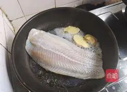 Illustration of braised fish in tomato sauce 2