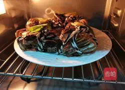 Illustration of how to steam hairy crabs 6