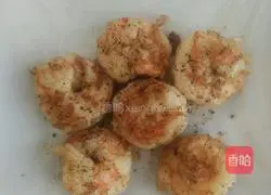 Illustration of how to make shrimp and tomato pasta 8