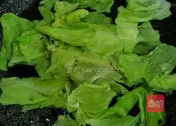 Illustration of how to make red wine emerald crystal shrimp 4