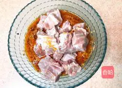 Illustration of how to make steamed pork ribs 6