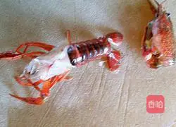 Illustration of how to make oiled crayfish 2