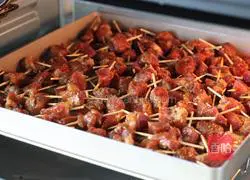 Illustration of how to make grilled toothpick meat 7