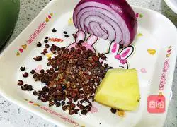 Illustration of how to make boiled shrimp 2