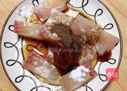 Illustration of how to make pan-fried fish fillet and braised tofu 2