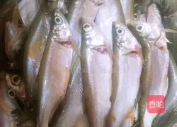 Illustration of how to make crispy fried fish 1