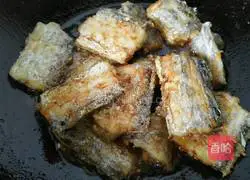 Illustration of how to make sweet and sour hairtail 6