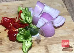 Illustration of how to make dry pot cured fish 3