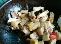 Illustration of how to make abalone braised pork 6