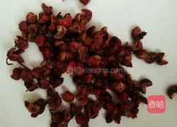 Illustration of how to make lamb, scorpion and radish stew 2