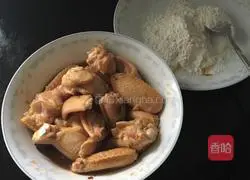 Illustration of how to make fried chicken wings 1