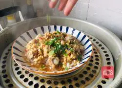 Illustration of steamed scallops with enoki mushroom vermicelli 11