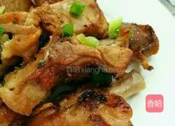 Illustration of how to make shredded ginger duck meat 10