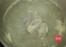 Illustration of how to make beef bone borscht 2