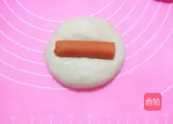 Illustration of how to make sausage buns 11
