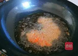 Illustration of how to stir-fry shrimps with chili pepper during the Lantern Festival on the 15th day of the first lunar month 6