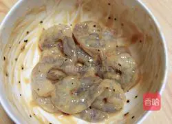 Shrimp and Cheese Mini Pizza (10cm) Recipe Illustration 5