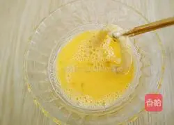 Illustration of how to make squid rings 4